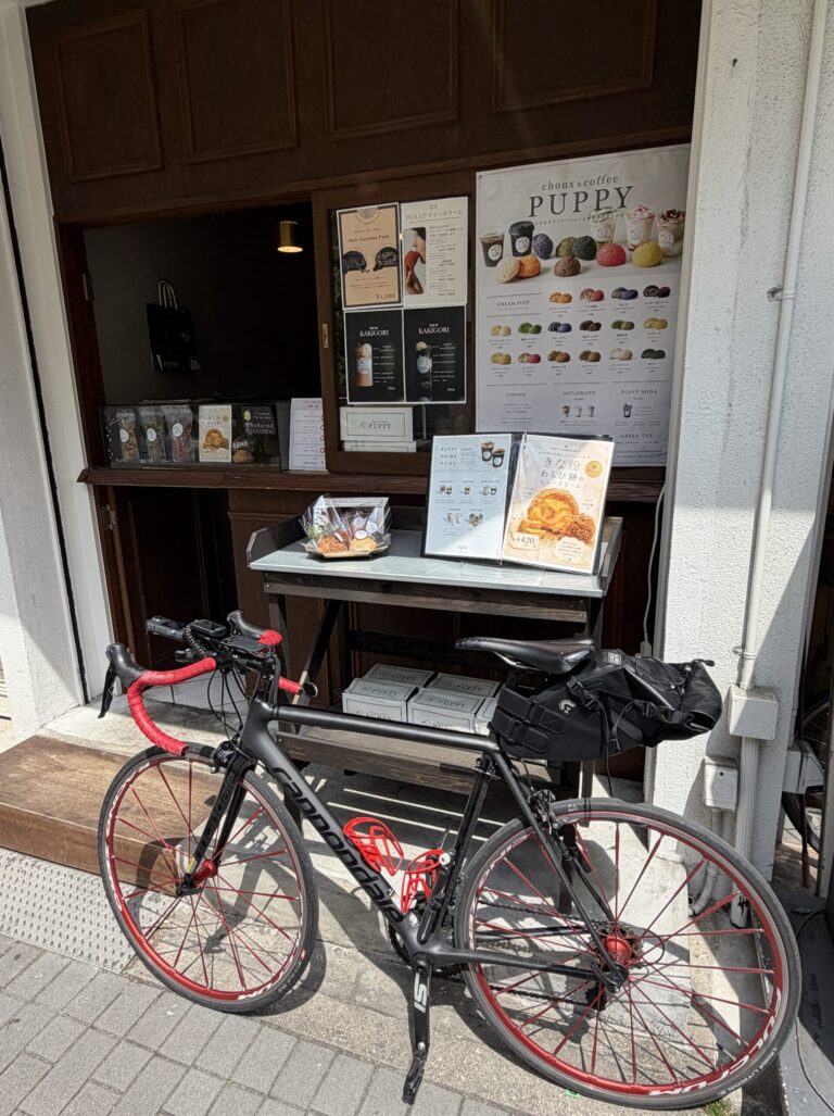 【名古屋・東区】PUPPY choux & coffeeのシュークリームが絶品！全フレーバーと実食レビュー